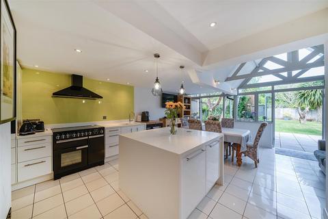 undefined, Maxwell Road, Arundel