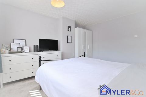 199 Avondale Drive, Widnes, WA8 7XB