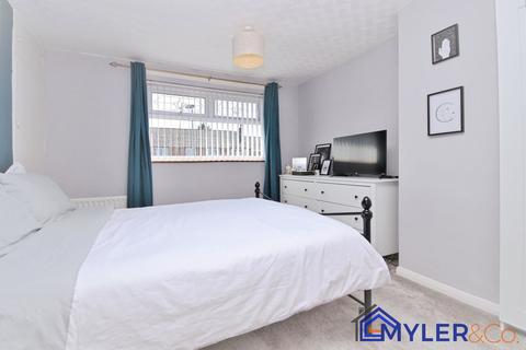 199 Avondale Drive, Widnes, WA8 7XB