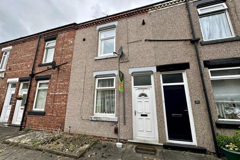2 bedroom terraced house to rent, Derwent Street, Darlington