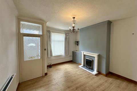 2 bedroom terraced house to rent, Derwent Street, Darlington