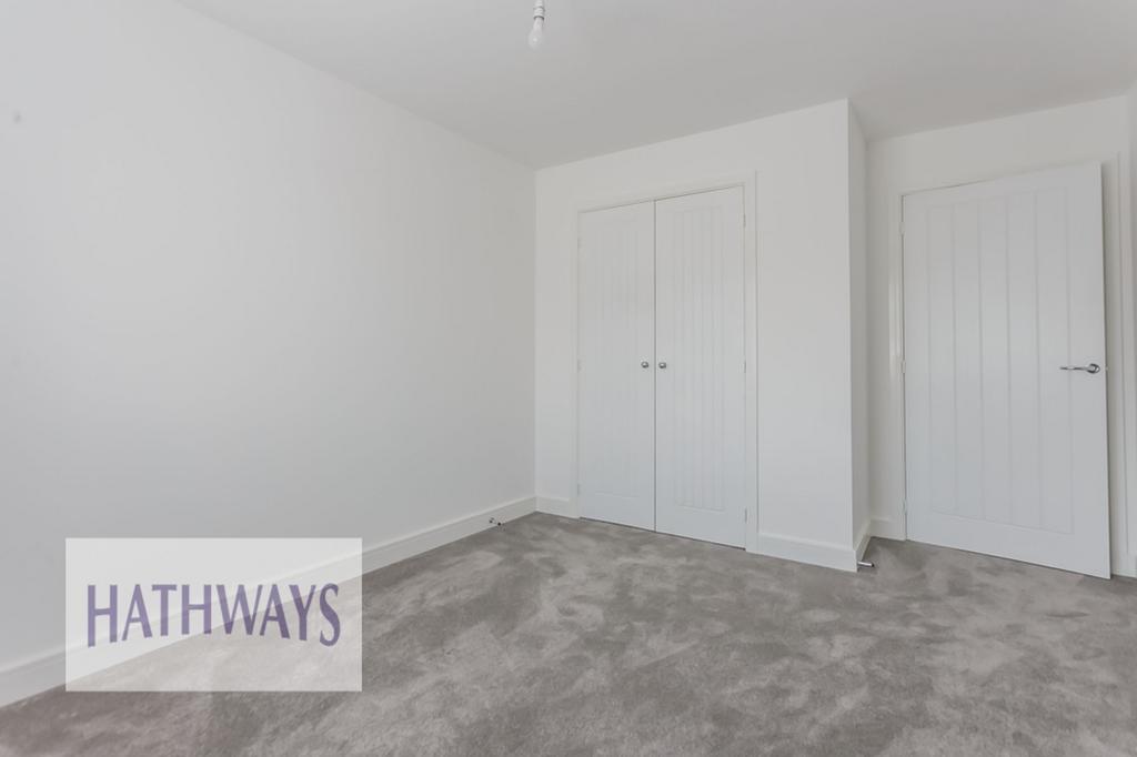 Bedroom with a built-in wardrobe