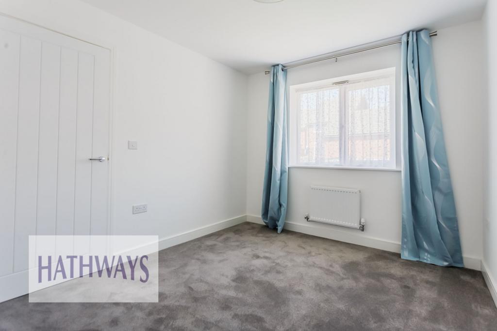Bedroom with a built-in wardrobe