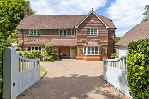 undefined, London Road, Liss, GU33