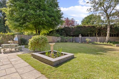 undefined, London Road, Liss, GU33