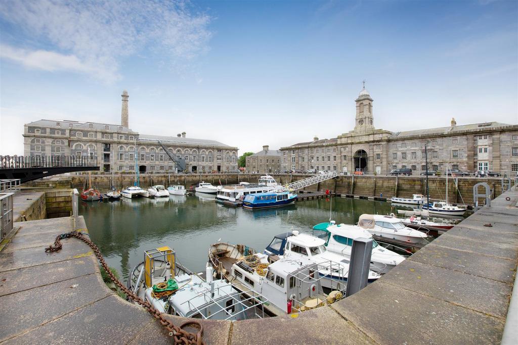 60 Brewhouse - Harbour and Buildings.jpg