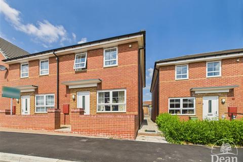 3 bedroom end of terrace house for sale, Ridgeway Avenue, Berry Hill