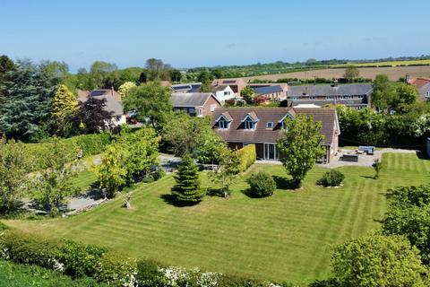 5 bedroom detached house for sale, Church Lane, Catwick, Beverley, HU17 5PW