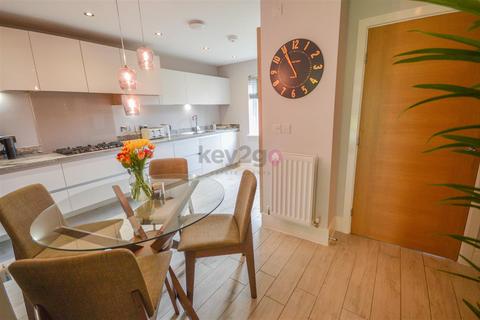 3 bedroom semi-detached house for sale, Stoney View, Creswell, Worksop, S80
