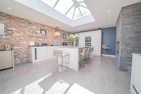 undefined, Blue Lake Road, Dorridge, B93