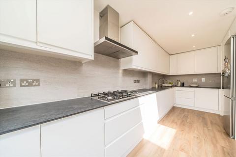 3 bedroom semi-detached house for sale, Thornhill Road, Surbiton KT6