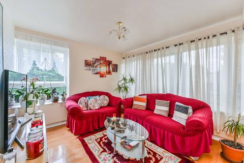 2 bedroom flat for sale, Durrington Tower, Battersea, London, SW8