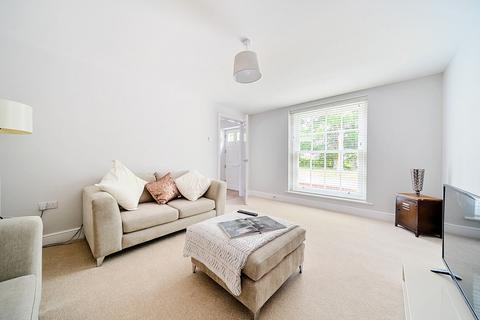 4 bedroom semi-detached house for sale, Mountbatten Park, Hoe Lane, North Baddesley, Hampshire, SO52