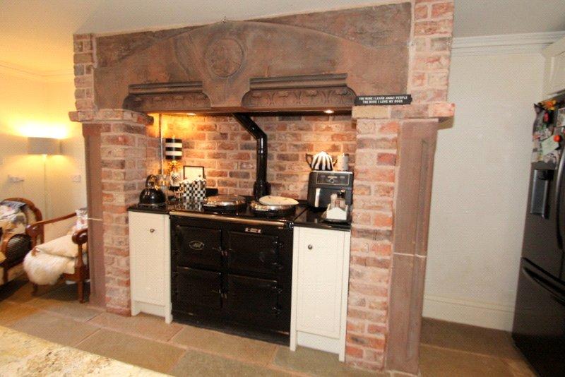 Kitchen (2)