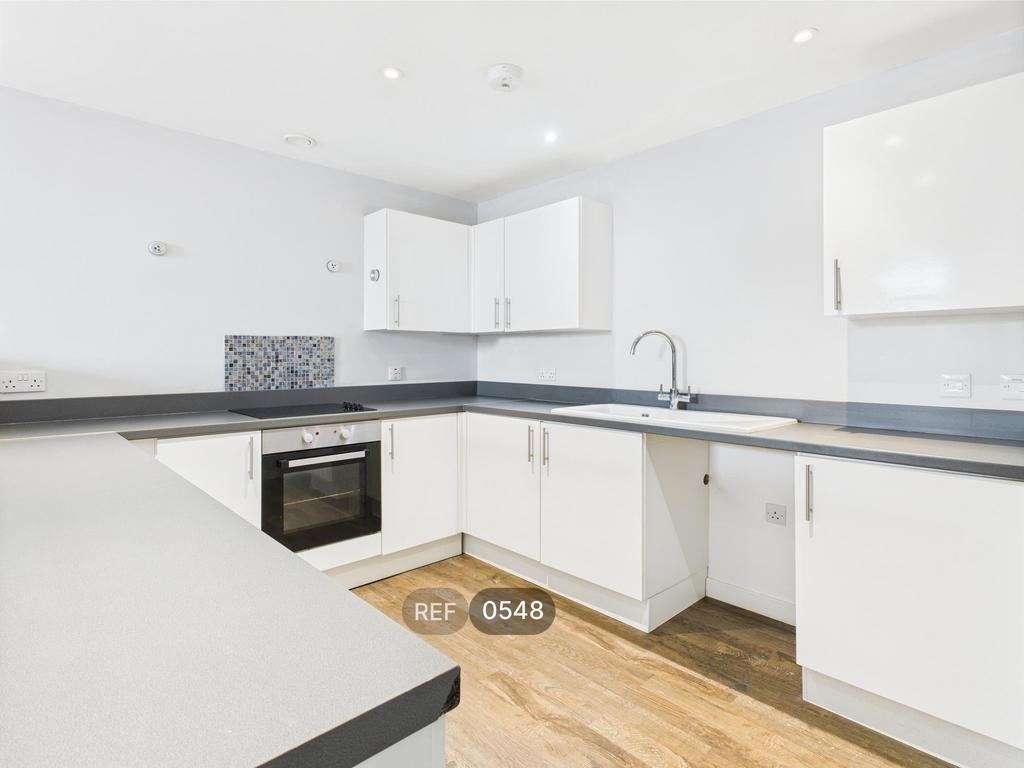 Kitchen &amp; Living area