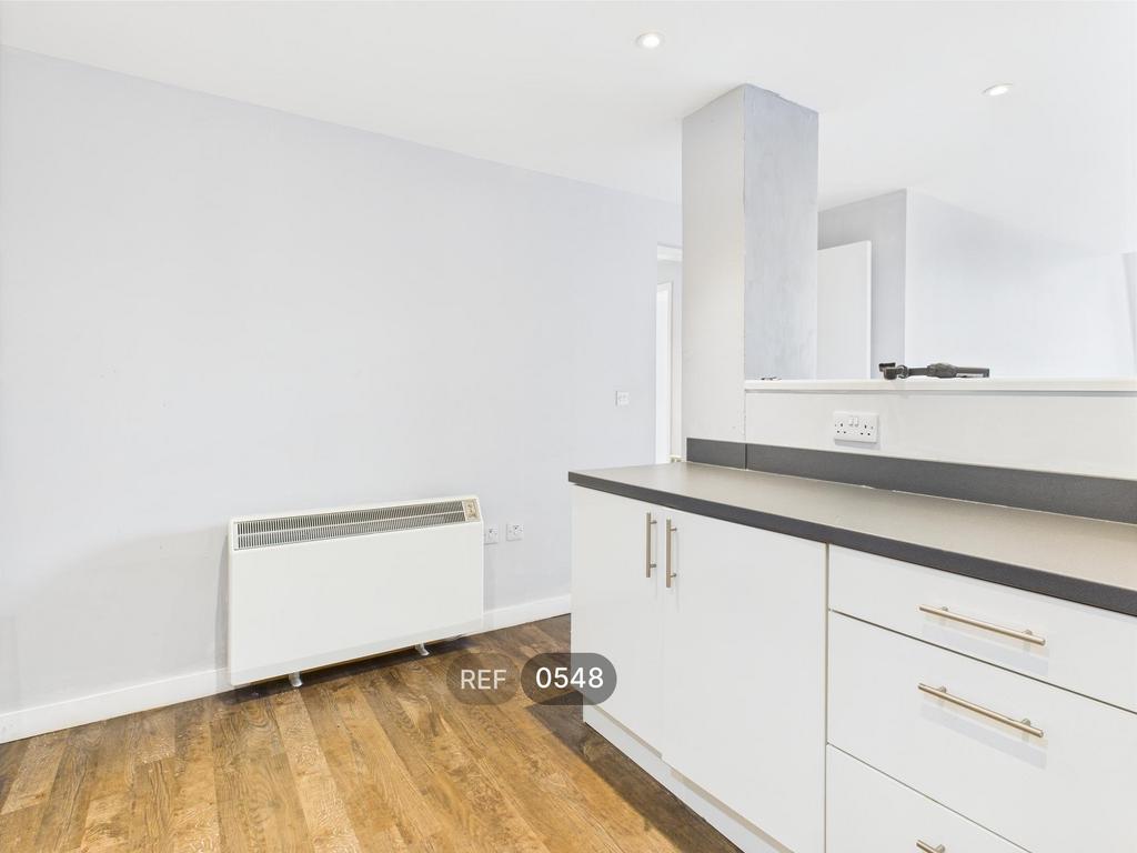 Kitchen &amp; Living area