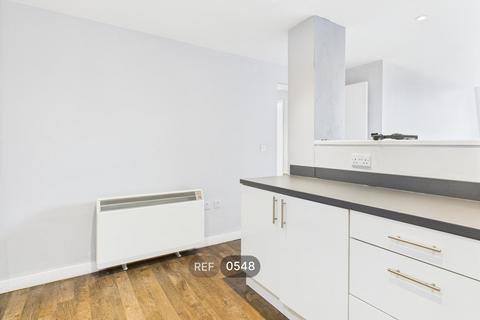 2 bedroom apartment to rent, Queens House, Paragon Street, HU1 3AG