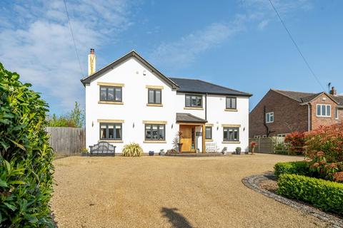 4 bedroom detached house for sale, Manthorpe, Bourne