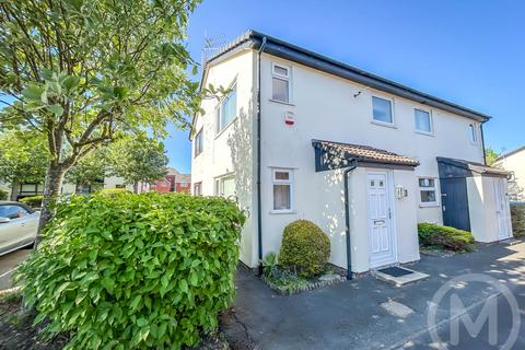 1 bedroom house for sale, Snowdon Close, Blackpool, FY1 5AZ
