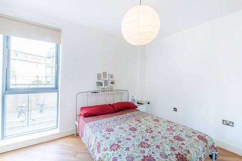 2 bedroom flat for sale, Woodmill Road, Clapton, London, E5
