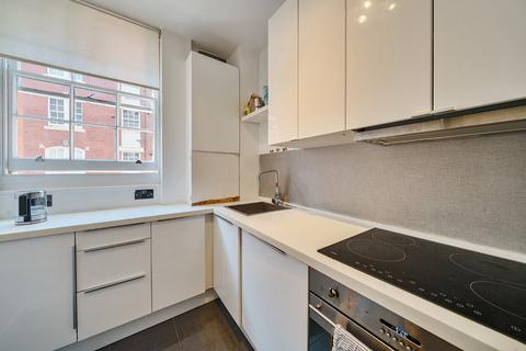 1 bedroom flat for sale, Beaufort Street, Chelsea, London, SW3