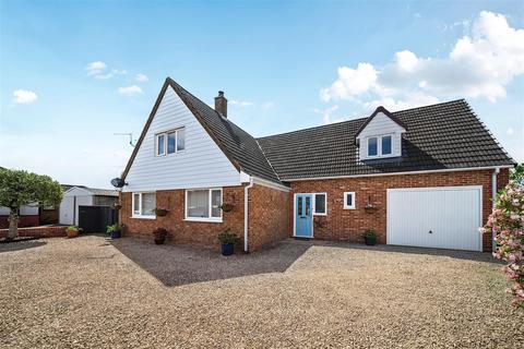 31 Caird Lawns, Devizes, SN10 3EB