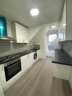 4 bedroom flat to rent, London N7