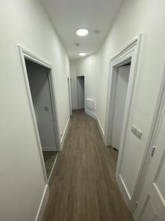 4 bedroom flat to rent, London N7