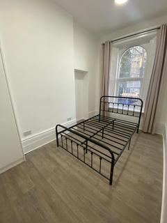 4 bedroom flat to rent, London N7