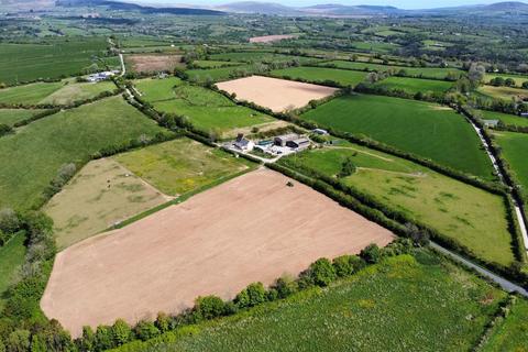 4 bedroom property with land for sale, Llanycefn, Clynderwen
