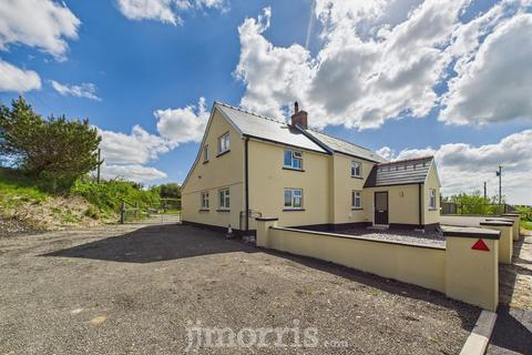 4 bedroom property with land for sale, Llanycefn, Clynderwen