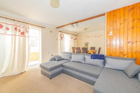 3 bedroom end of terrace house for sale, Tennyson Avenue, Canterbury, Kent, CT1