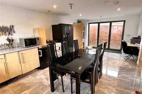 5 bedroom semi-detached house for sale, Gloucester Road, Harlescott, Shrewsbury, Shropshire, SY1