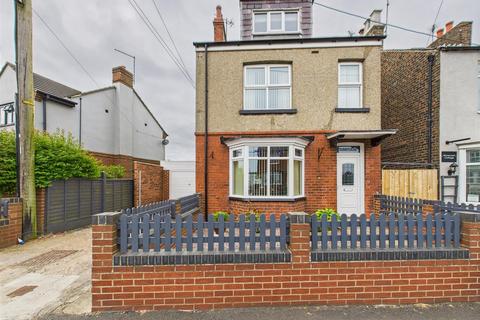 5 bedroom detached house for sale, North Marine Road, Flamborough