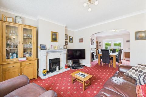 5 bedroom detached house for sale, North Marine Road, Flamborough