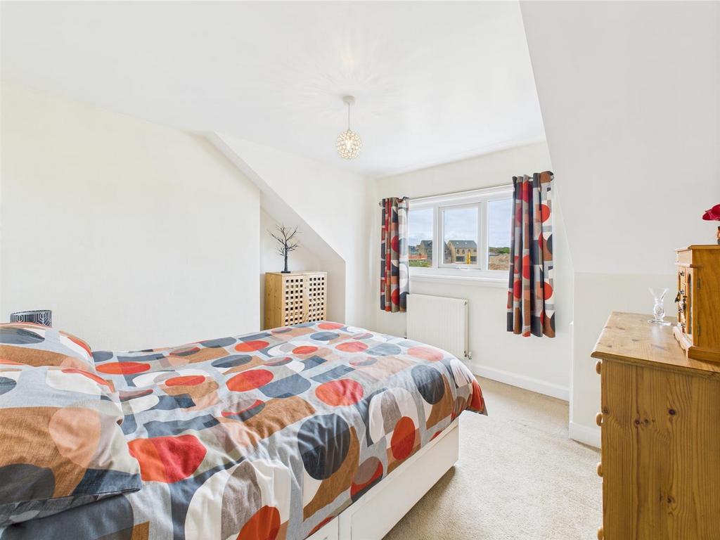 Bedroom:
