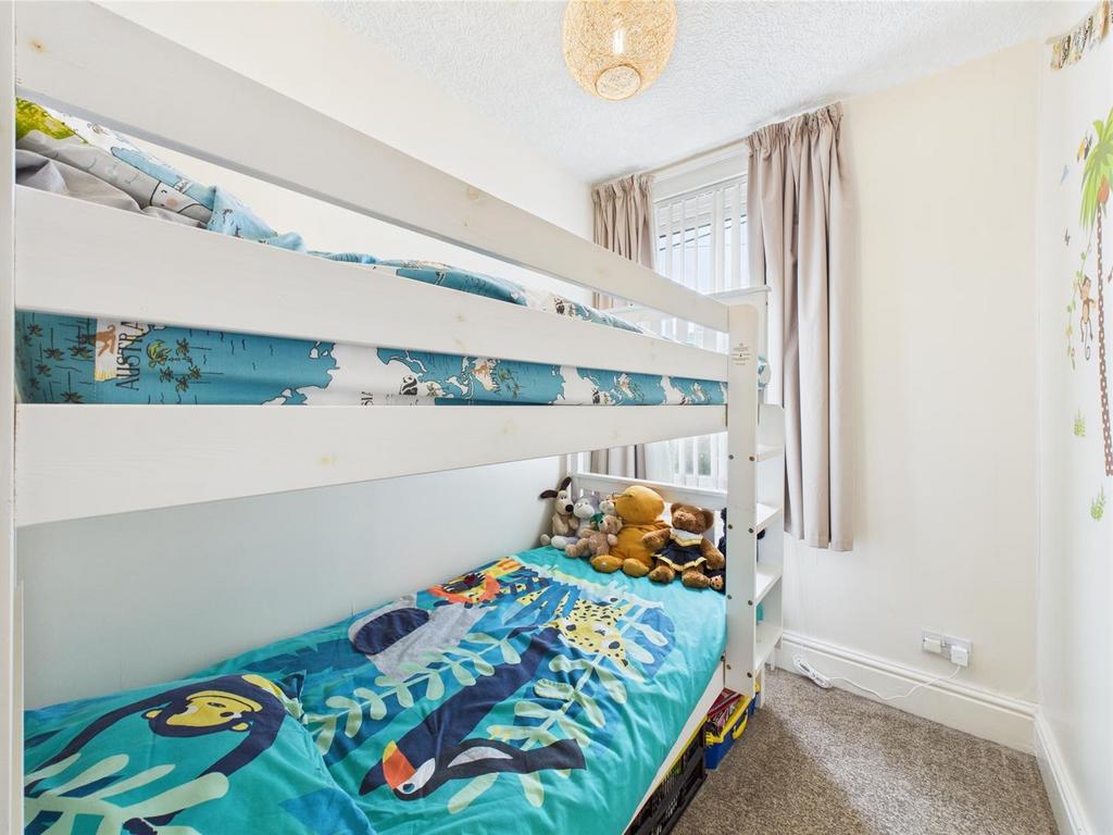 Bedroom: