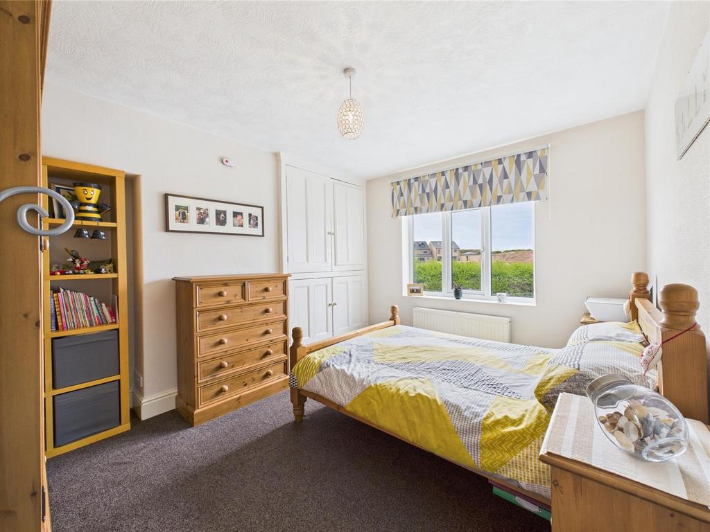 Bedroom: