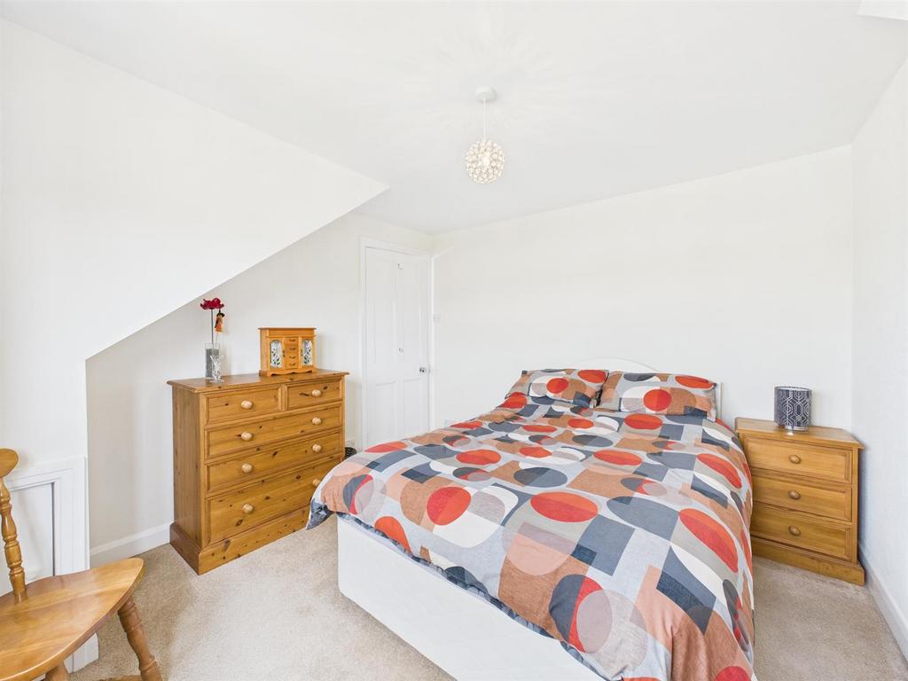 Bedroom:
