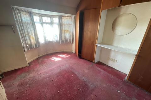 3 bedroom semi-detached house for sale, Merrivale Road, Halesowen B62
