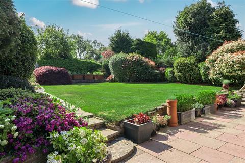 21 Monks Way, Orpington, BR5 1HN