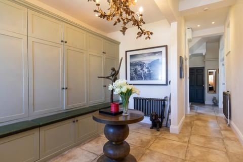 undefined, North Cerney, Cirencester, Gloucestershire