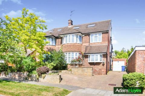 undefined, Michleham Down, London N12