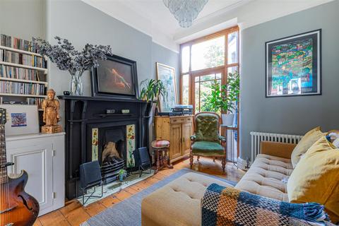 25 Ilton Road, Cardiff, CF23 5DU