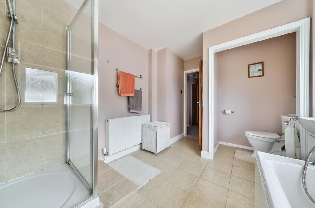 1289906-19-6824c371936ef-ARW