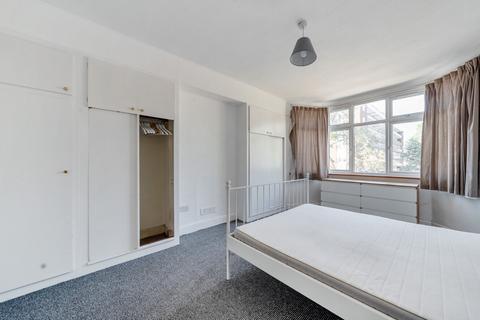 49 Thornton Road, London, SW12 0JX