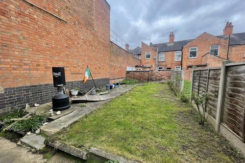 3 bedroom semi-detached house for sale, Saffron Lane, Leicester LE2