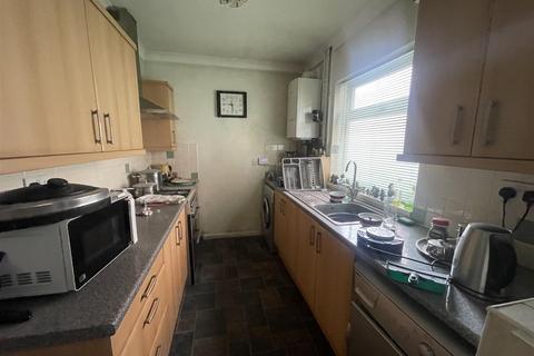 3 bedroom semi-detached house for sale, Saffron Lane, Leicester LE2