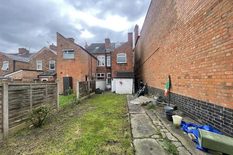 3 bedroom semi-detached house for sale, Saffron Lane, Leicester LE2