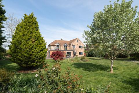 4 bedroom detached house for sale, The Paddocks, Offord D'arcy, Cambridgeshire, PE19